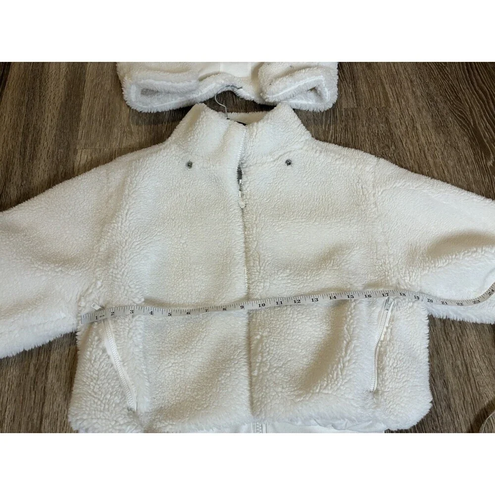 Alo Yoga Foxy Sherpa Jacket in Ivory Size Small